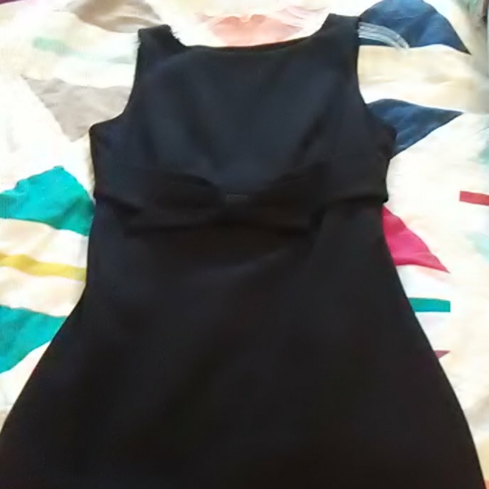 Dress - Picture 2 of 3
